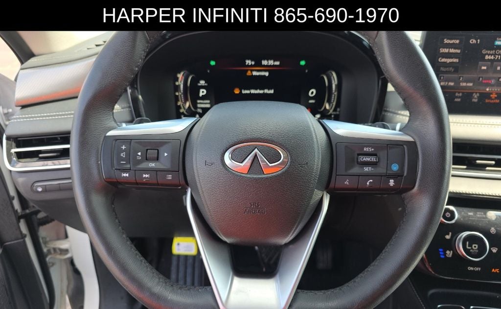 2023 INFINITI QX60 LUXE
