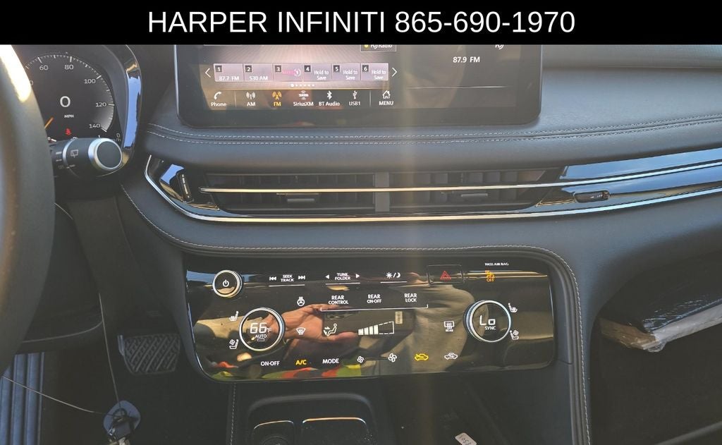 2023 INFINITI QX60 LUXE