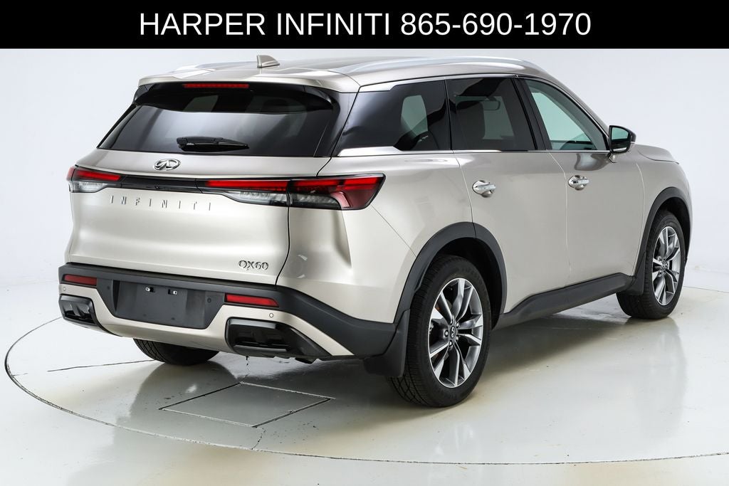 2023 INFINITI QX60 LUXE