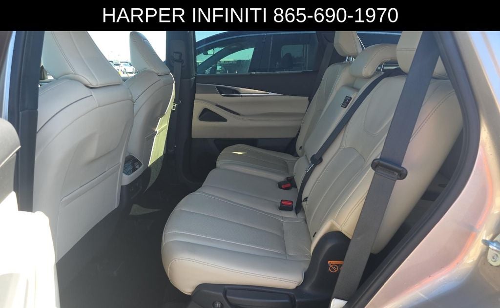 2023 INFINITI QX60 LUXE