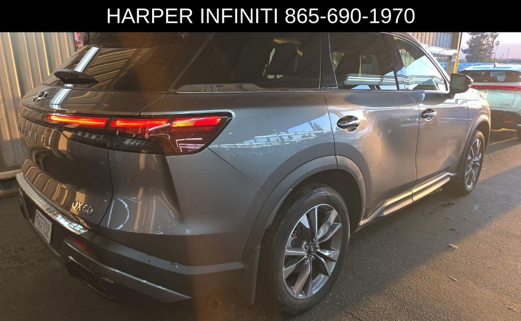 2023 INFINITI QX60 LUXE