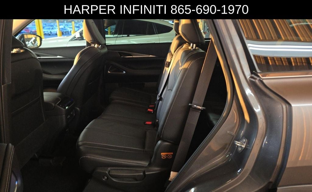 2023 INFINITI QX60 LUXE