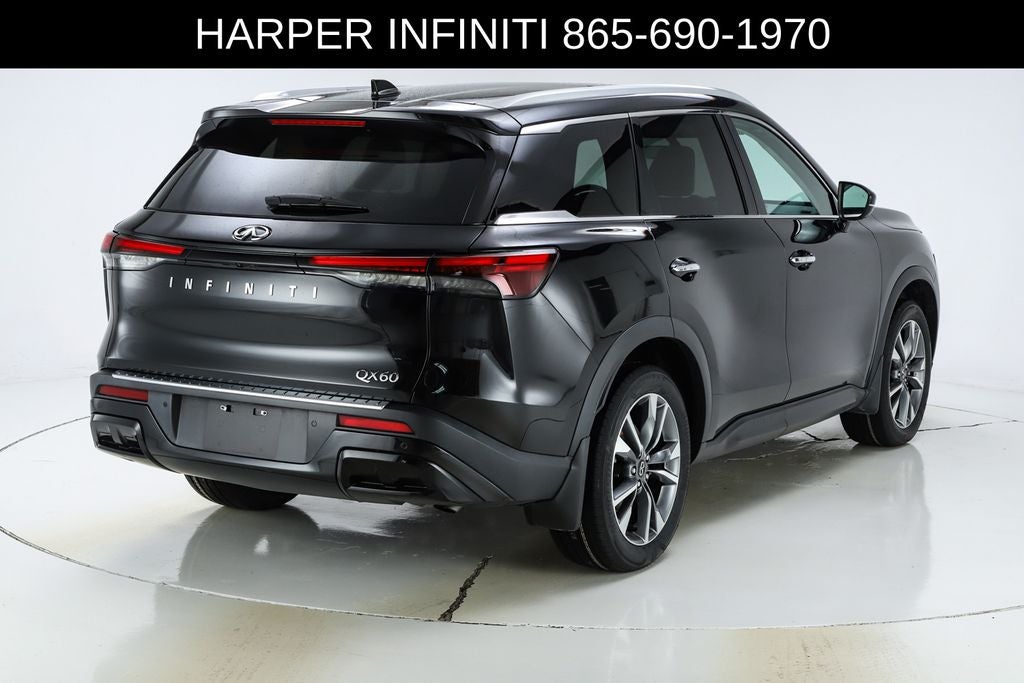 2023 INFINITI QX60 LUXE