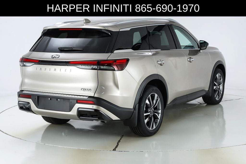 2023 INFINITI QX60 LUXE