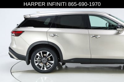 2023 INFINITI QX60 LUXE