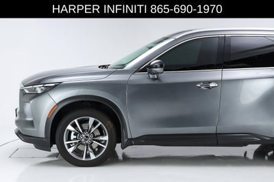 2023 INFINITI QX60 LUXE