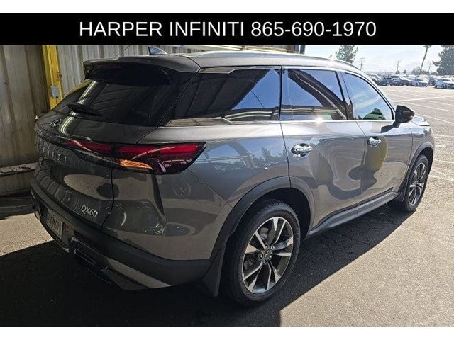2023 INFINITI QX60 LUXE