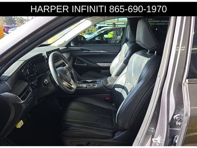 2023 INFINITI QX60 LUXE