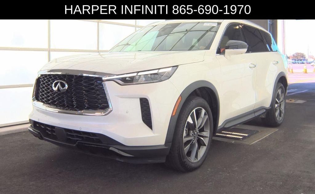 2023 INFINITI QX60 LUXE