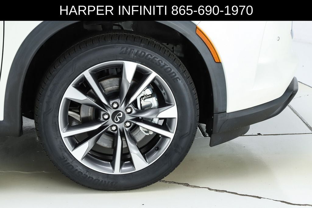 2023 INFINITI QX60 LUXE