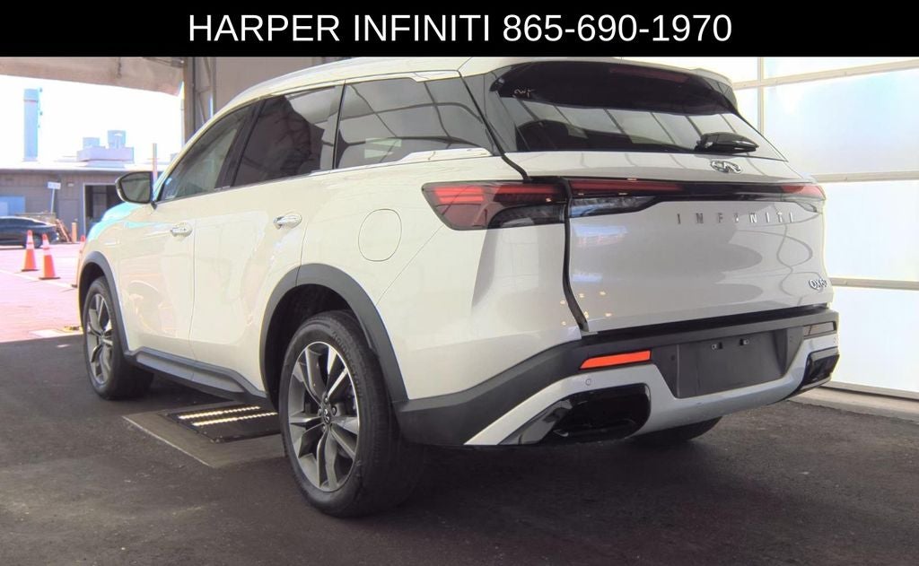 2023 INFINITI QX60 LUXE