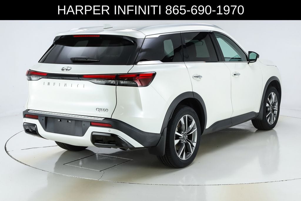 2023 INFINITI QX60 LUXE