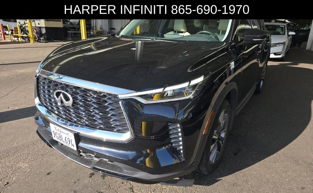 2023 INFINITI QX60 LUXE