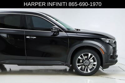 2023 INFINITI QX60 LUXE
