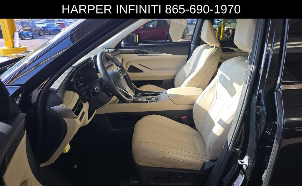 2023 INFINITI QX60 LUXE