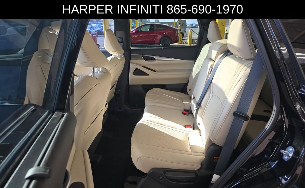 2023 INFINITI QX60 LUXE