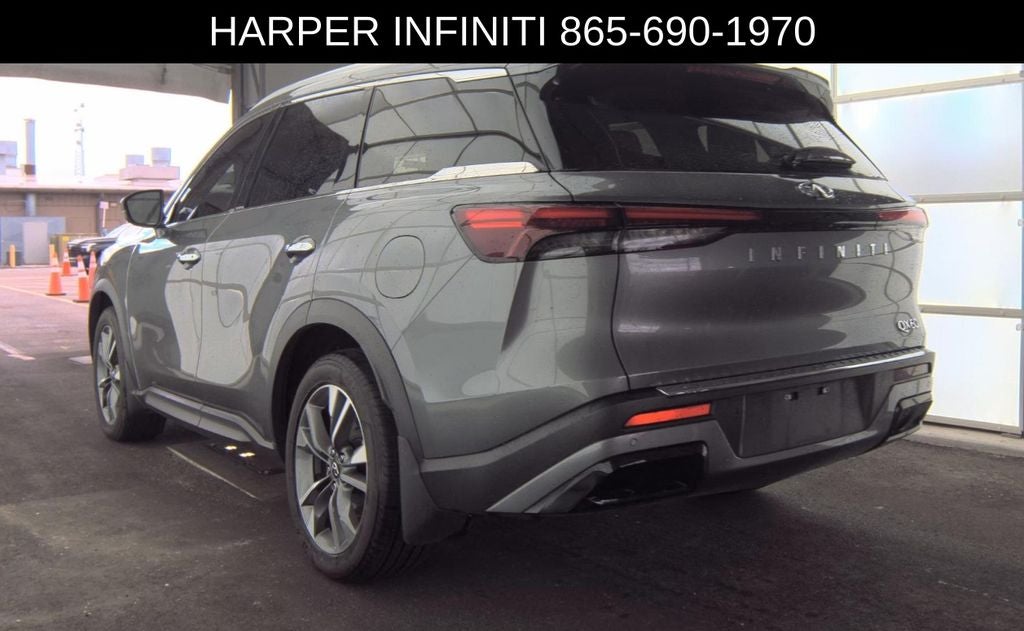 2023 INFINITI QX60 LUXE