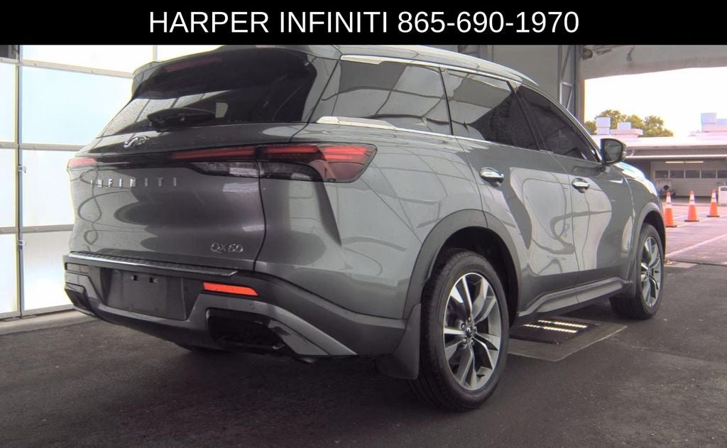 2023 INFINITI QX60 LUXE