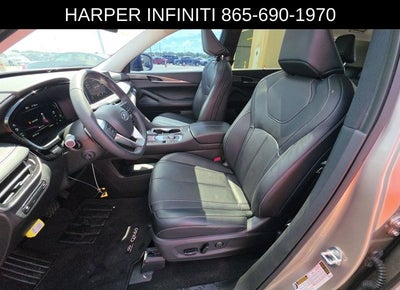 2024 INFINITI QX60 LUXE