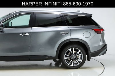 2023 INFINITI QX60 LUXE