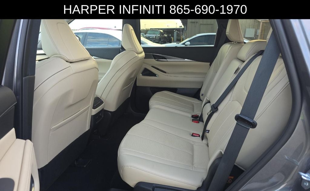 2023 INFINITI QX60 LUXE