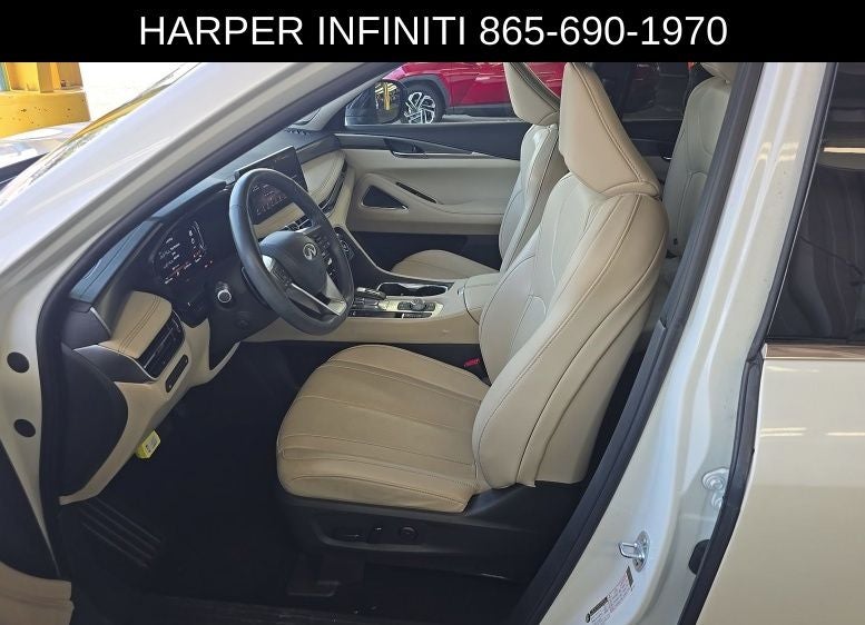 2023 INFINITI QX60 LUXE