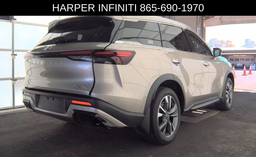 2024 INFINITI QX60 LUXE