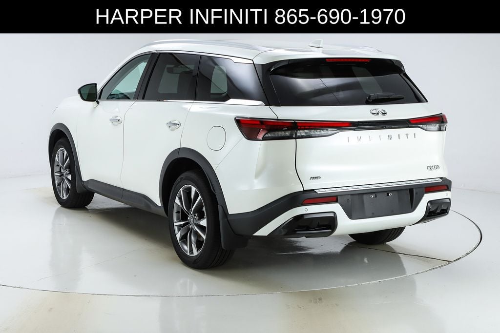 2023 INFINITI QX60 LUXE