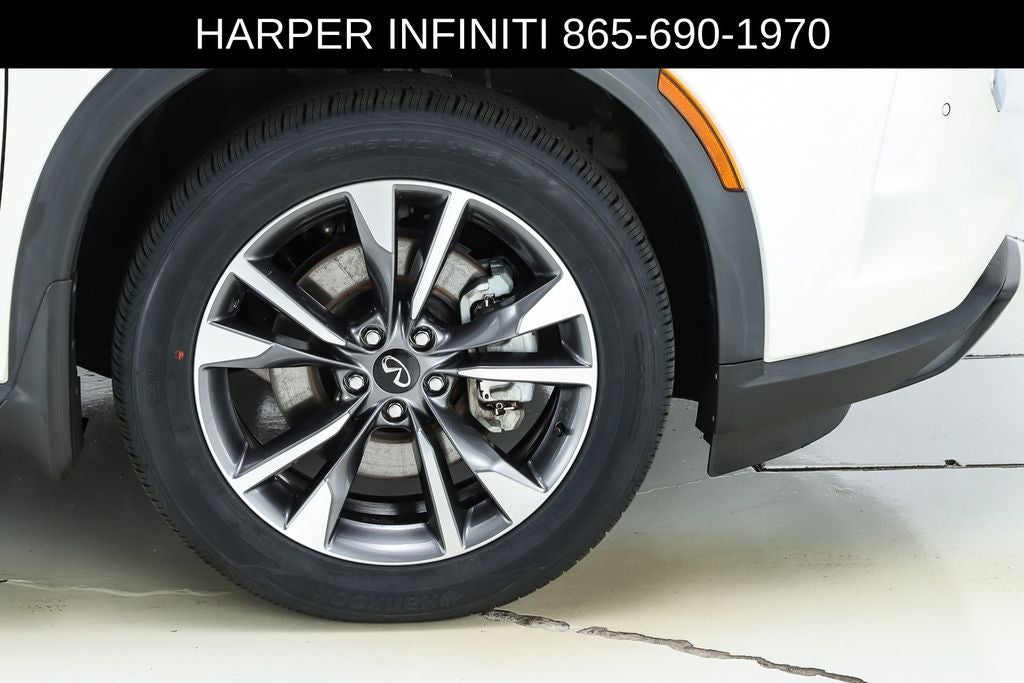 2023 INFINITI QX60 LUXE