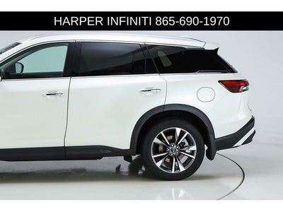 2023 INFINITI QX60 LUXE