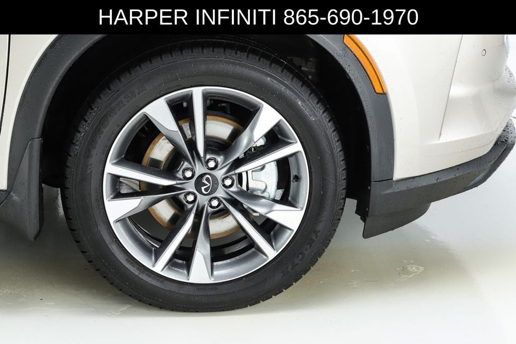 2023 INFINITI QX60 LUXE