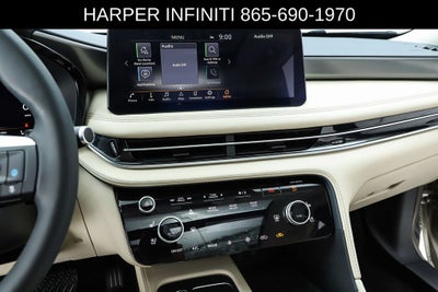 2023 INFINITI QX60 LUXE