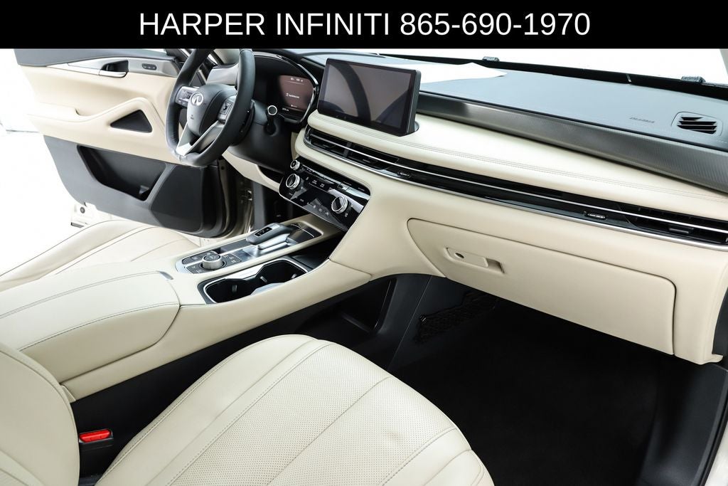 2023 INFINITI QX60 LUXE