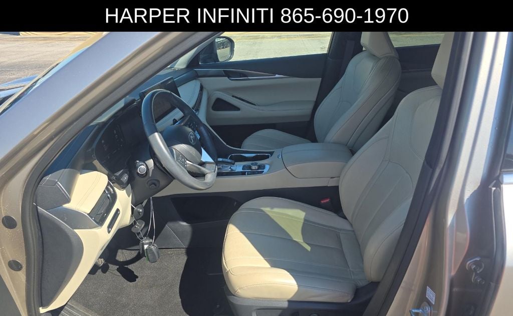 2023 INFINITI QX60 LUXE
