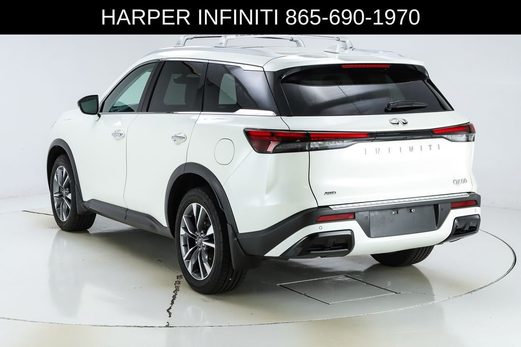 2023 INFINITI QX60 LUXE
