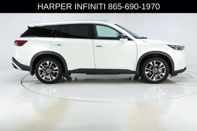 2023 INFINITI QX60 LUXE
