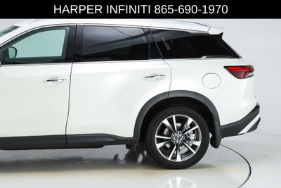2023 INFINITI QX60 LUXE