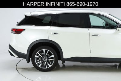 2023 INFINITI QX60 LUXE