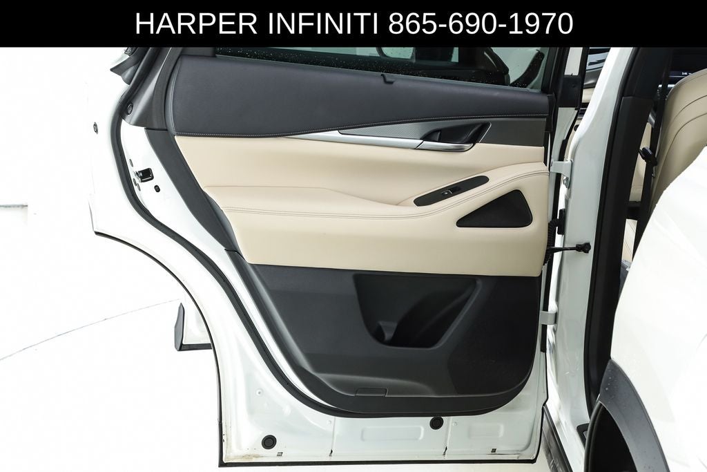 2023 INFINITI QX60 LUXE