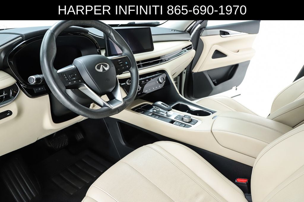 2023 INFINITI QX60 LUXE