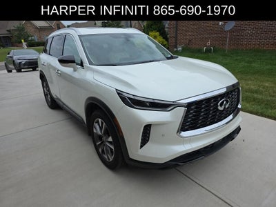 2023 INFINITI QX60 LUXE