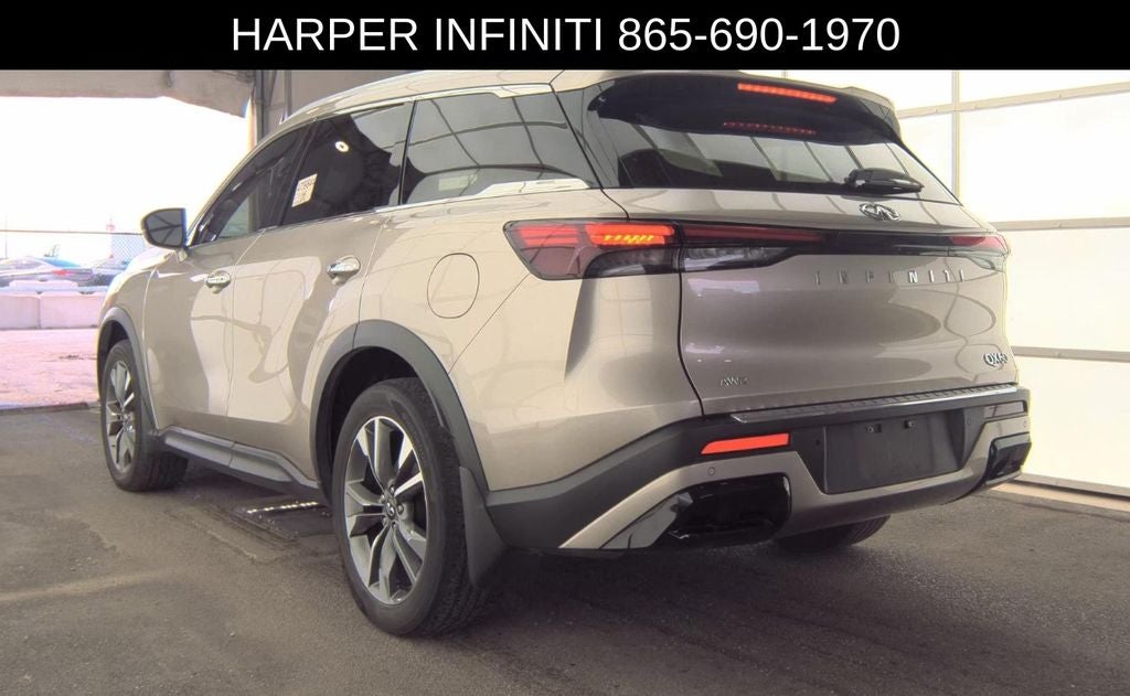 2023 INFINITI QX60 LUXE