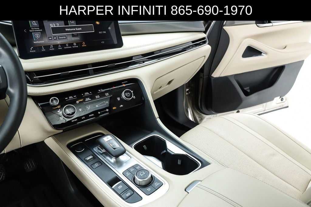 2023 INFINITI QX60 LUXE