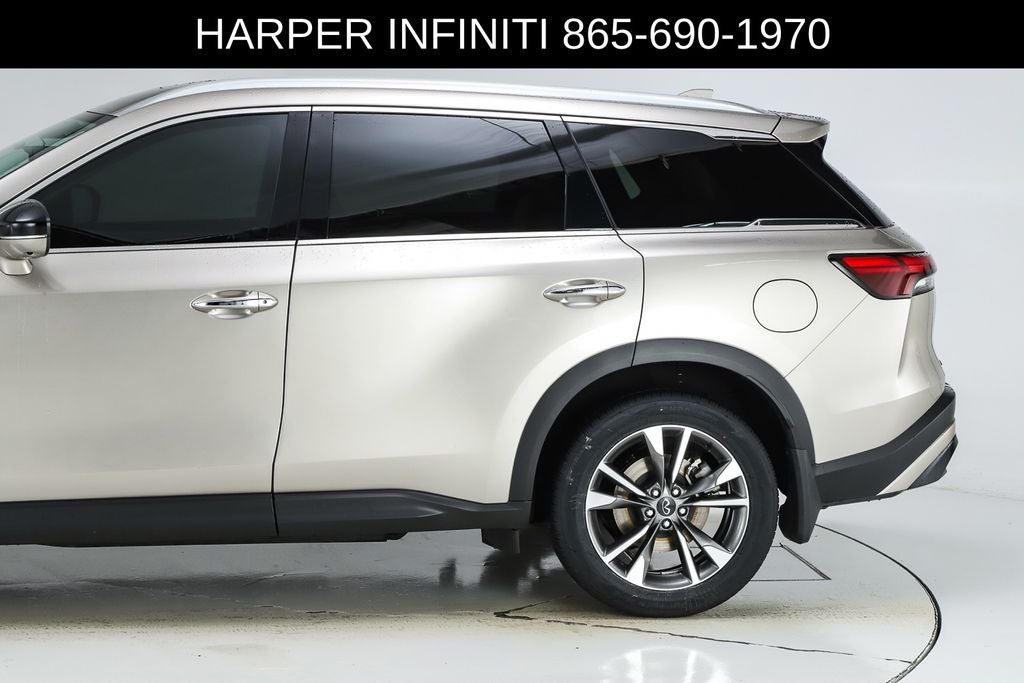 2023 INFINITI QX60 LUXE
