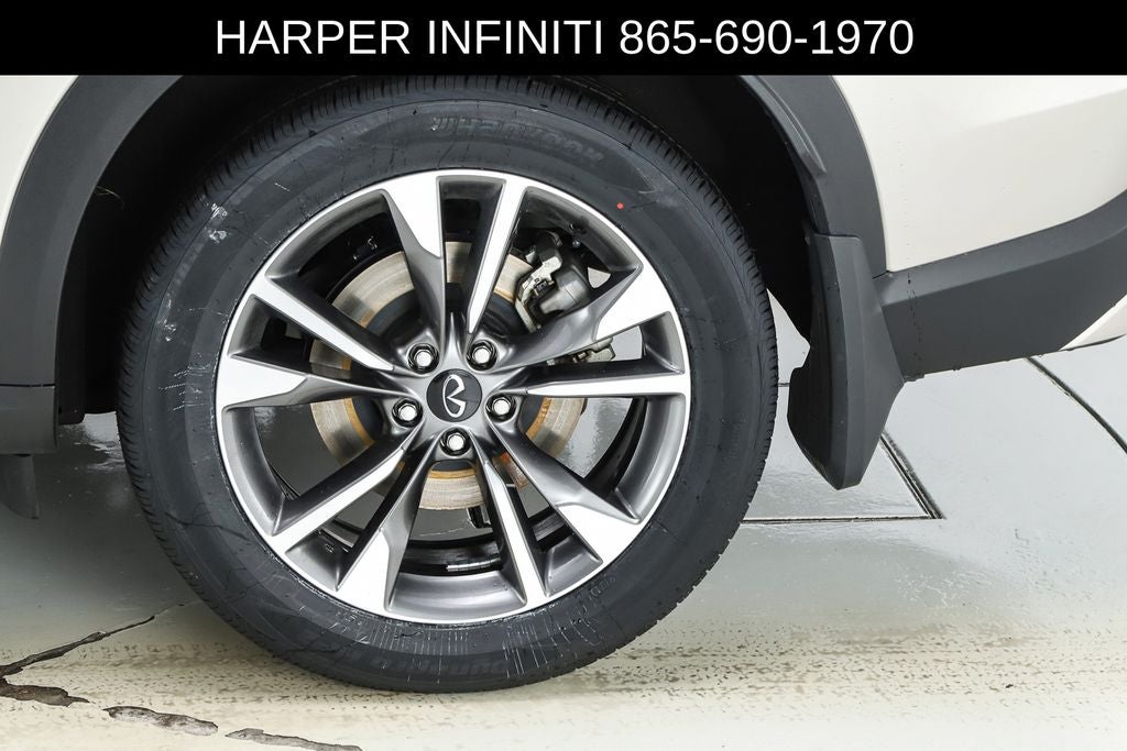 2023 INFINITI QX60 LUXE