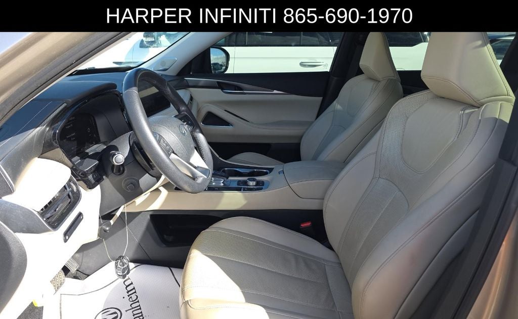 2023 INFINITI QX60 LUXE