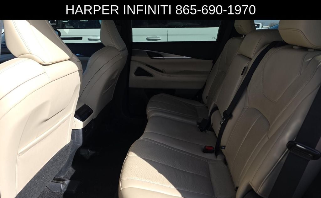 2023 INFINITI QX60 LUXE