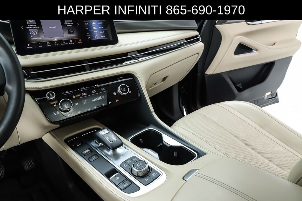 2023 INFINITI QX60 LUXE