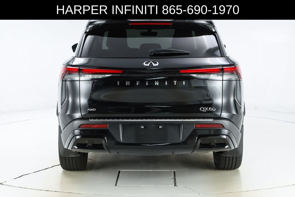 2023 INFINITI QX60 LUXE