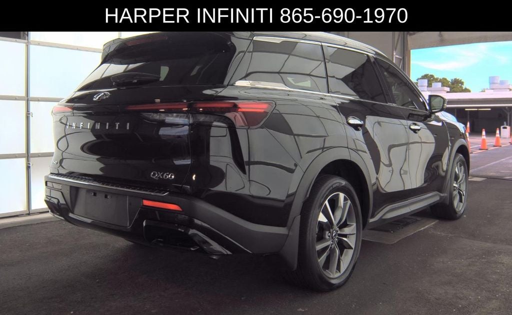 2023 INFINITI QX60 LUXE